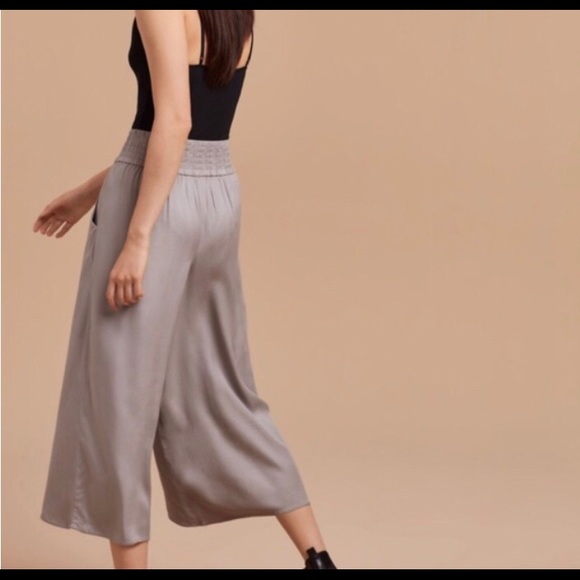 Aritzia Talula Sullivan Wide Crop - Picture 2 of 7